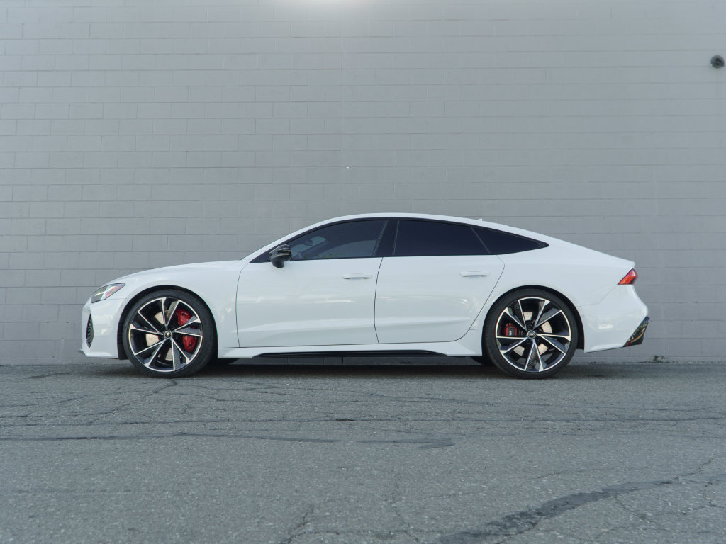 Certified 2023 Audi RS 7 Sportback w/ Black Optic Package AWD/4WD image 2