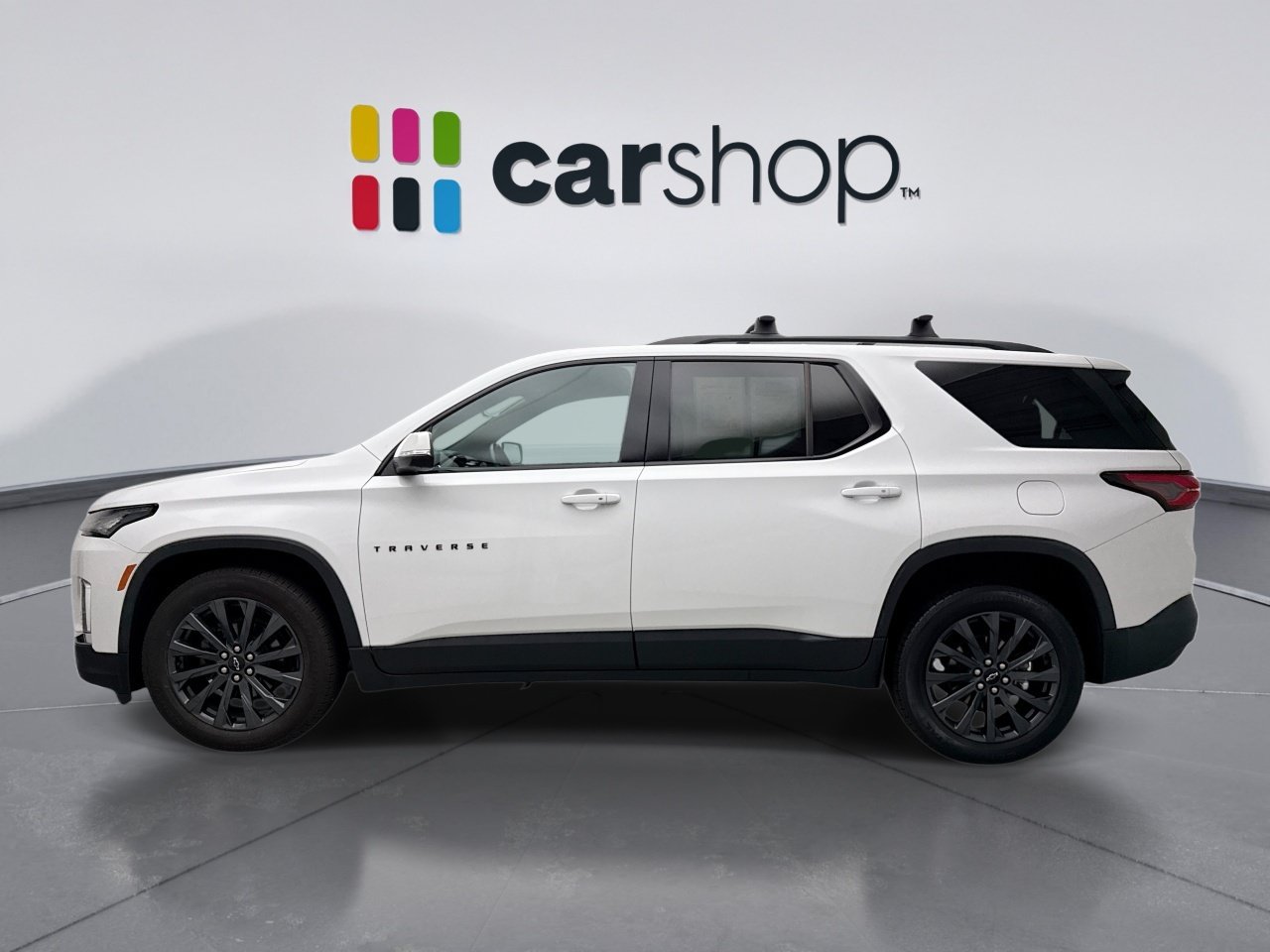 Used 2023 Chevrolet Traverse RS w/ LPO, Floor Liner Package AWD/4WD image 2
