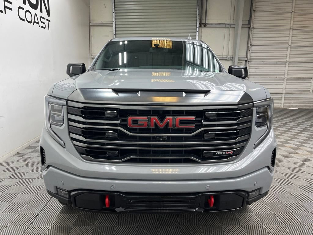 Used 2024 GMC Sierra 1500 AT4 w/ AT4 Preferred Package AWD/4WD image 9