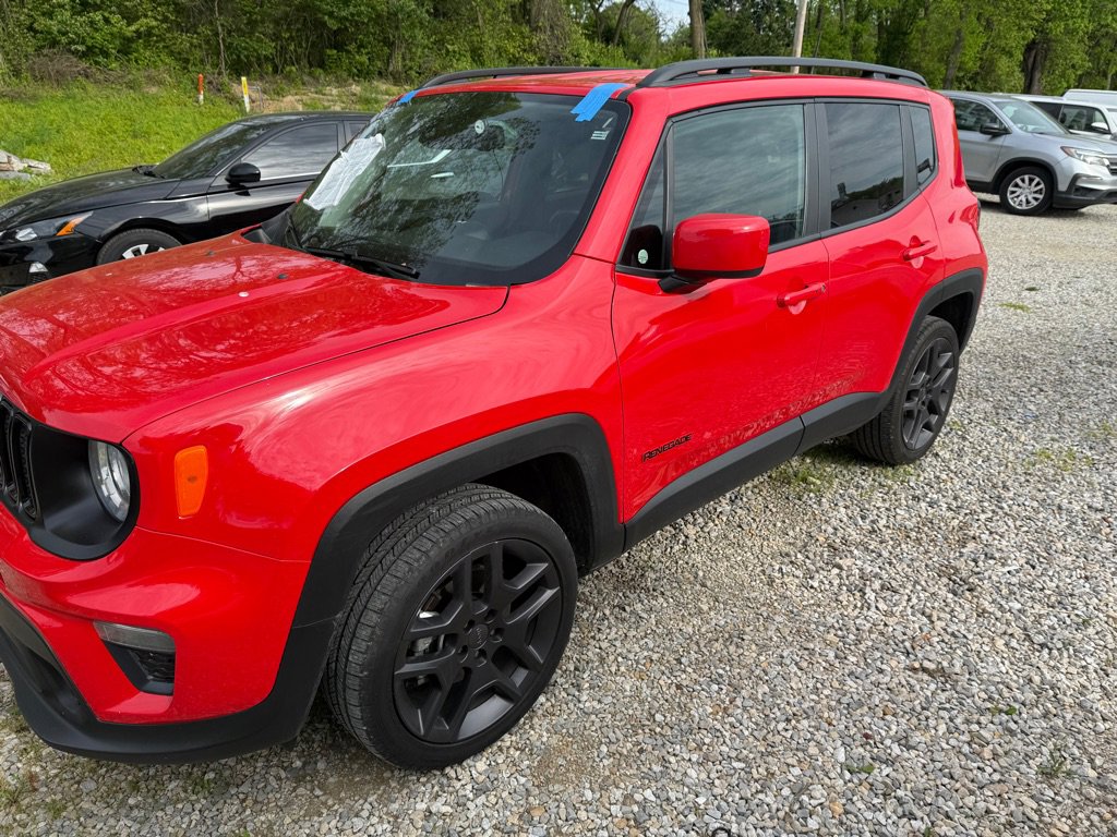 Used 2022 Jeep Renegade Latitude w/ Convenience Group image 2