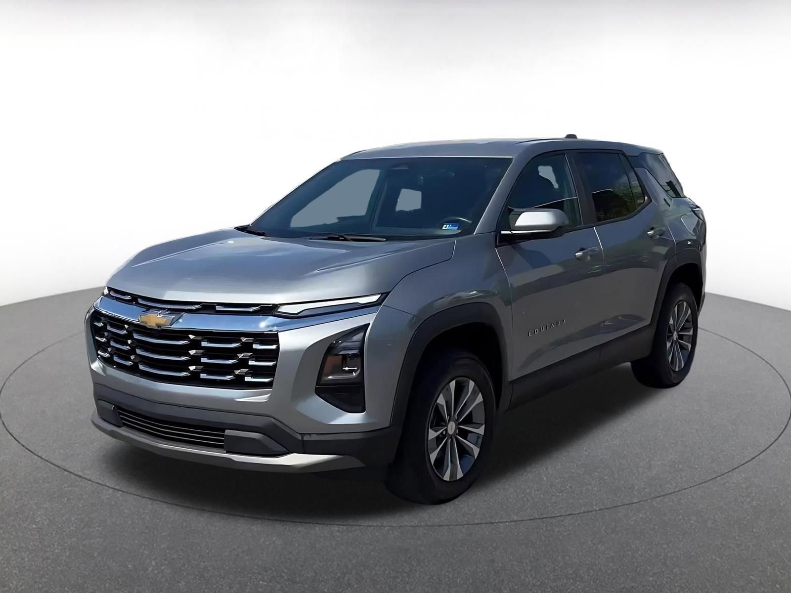 Used 2025 Chevrolet Equinox LT FWD image 7