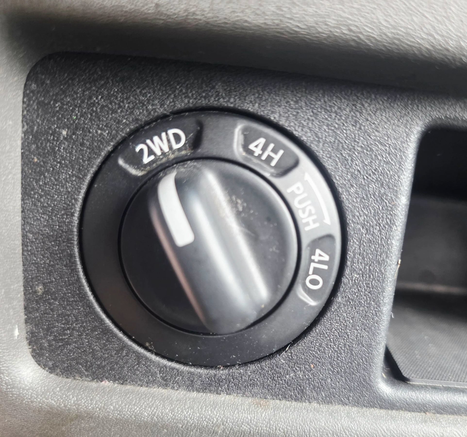 Used 2005 Nissan Xterra S w/ (P01) Power Pkg AWD/4WD image 22