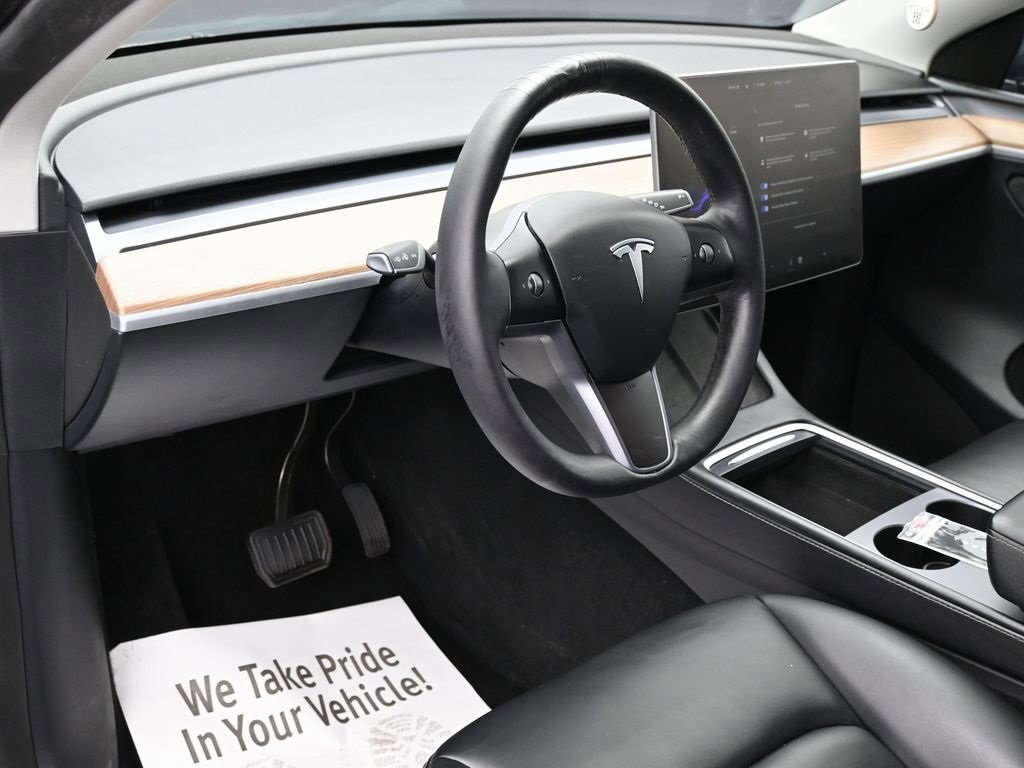 Used 2023 Tesla Model Y Long Range image 14