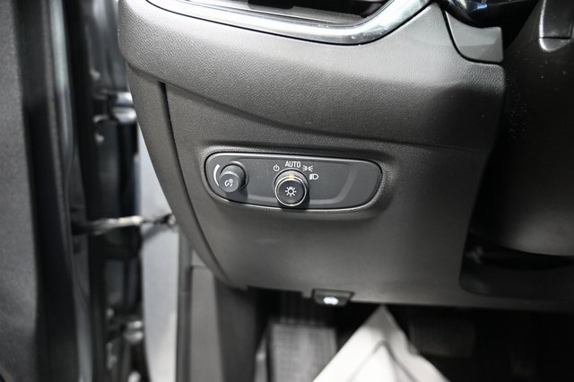 Used 2024 Chevrolet Equinox LT image 24