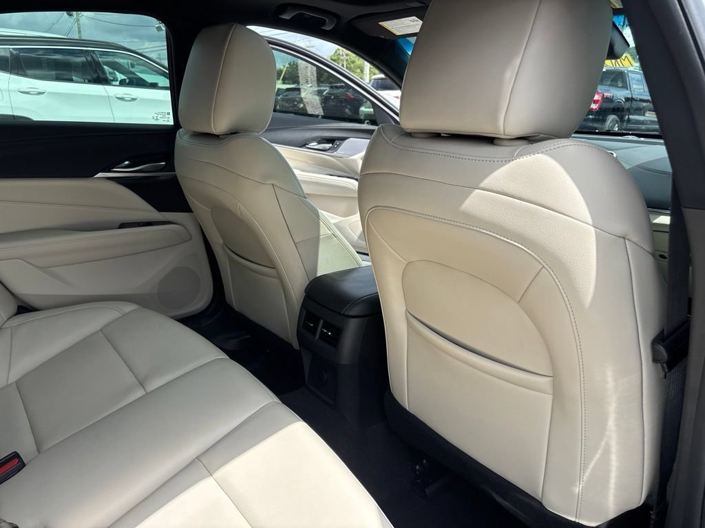 Used 2020 Cadillac CT4 Luxury w/ Sun And Sound Package RWD image 34