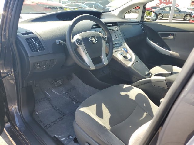 Used 2014 Toyota Prius Three w/ Solar Roof Package FWD image 19