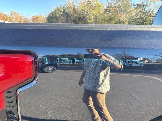 New 2025 Ford F150 Lightning Platinum image 10