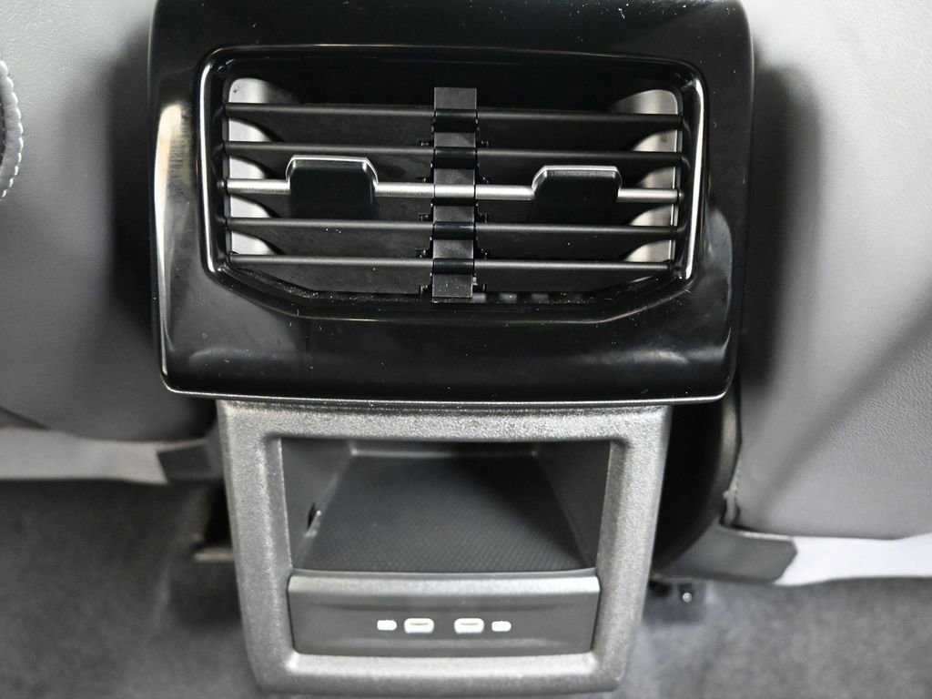 Used 2023 Volkswagen ID.4 Pro S image 17