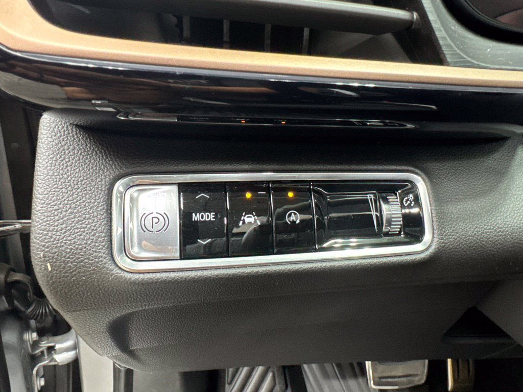 Used 2024 Buick Envision Sport Touring AWD/4WD image 23