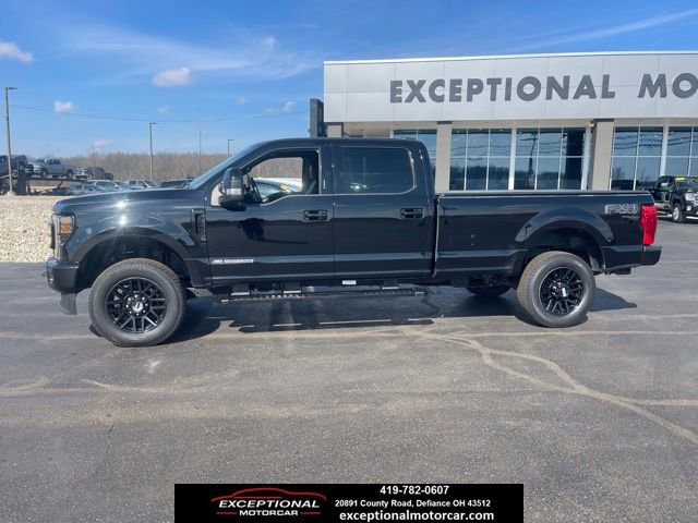 Used 2022 Ford F250 Lariat w/ Black Appearance Package image 2