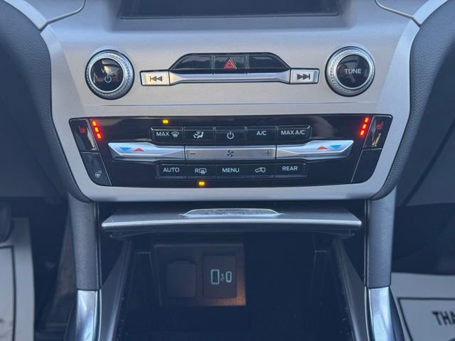 Used 2023 Ford Explorer XLT w/ Equipment Group 202A image 19