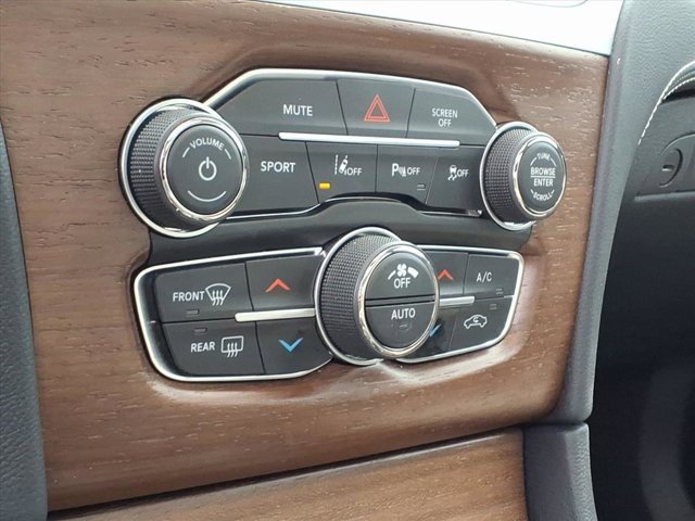 Used 2018 Chrysler 300 C w/ Sun, Sound & Nav Package image 14