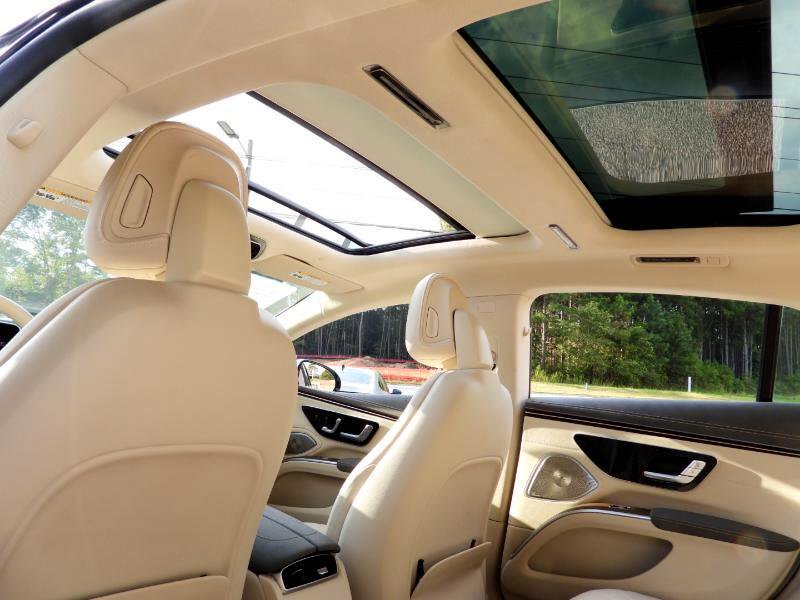 Used 2022 Mercedes-Benz EQS 450+ Sedan image 33