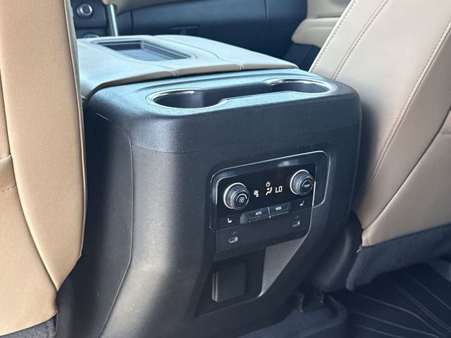Used 2022 Chevrolet Suburban Premier AWD/4WD image 20