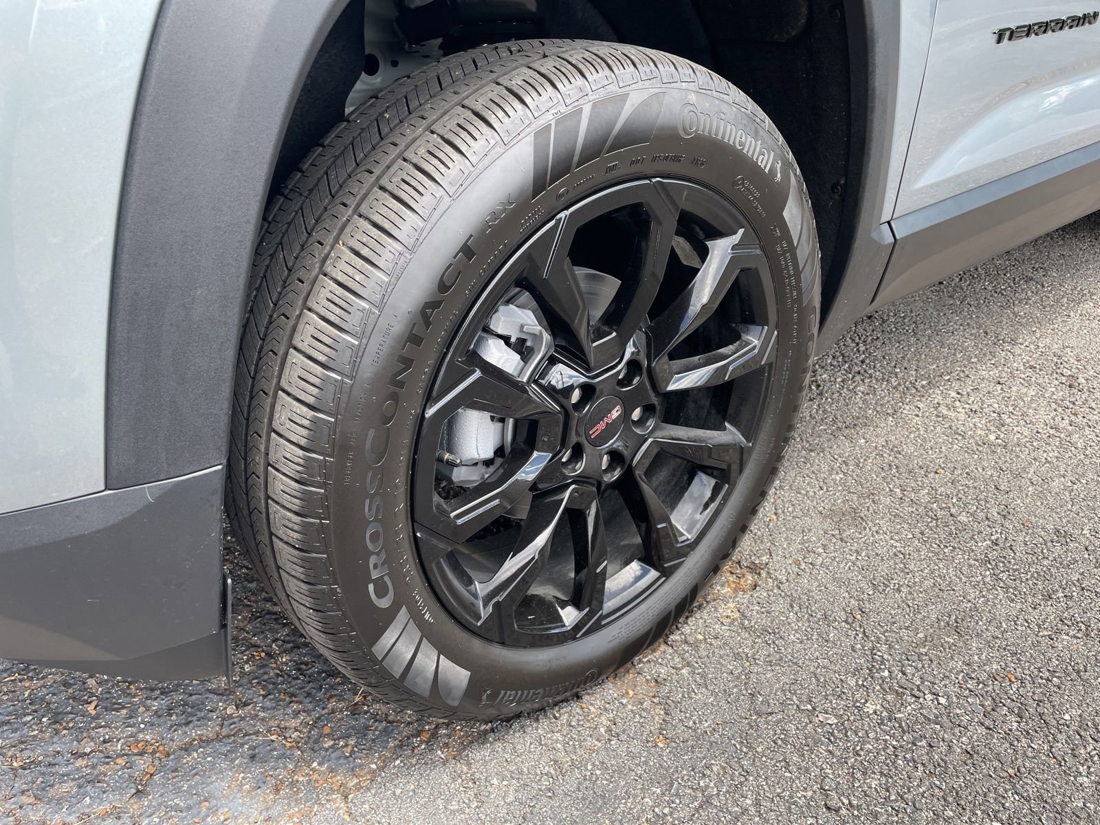 New 2026 GMC Terrain Elevation w/ Black Edition FWD image 9
