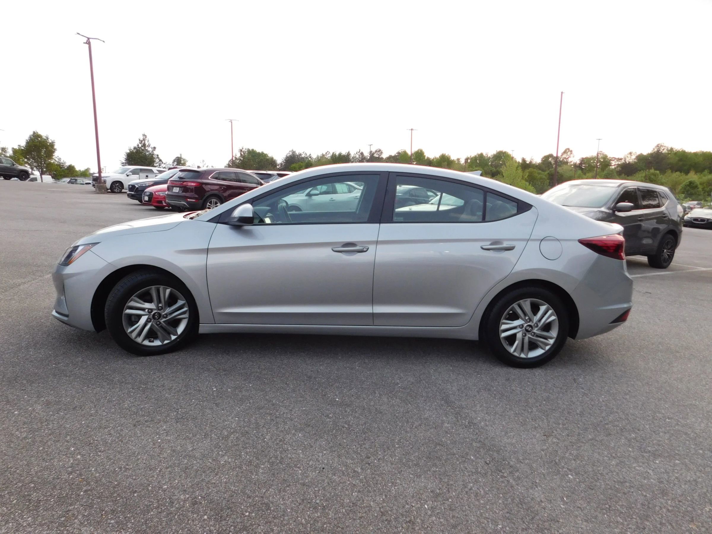 Used 2020 Hyundai Elantra SEL FWD image 4