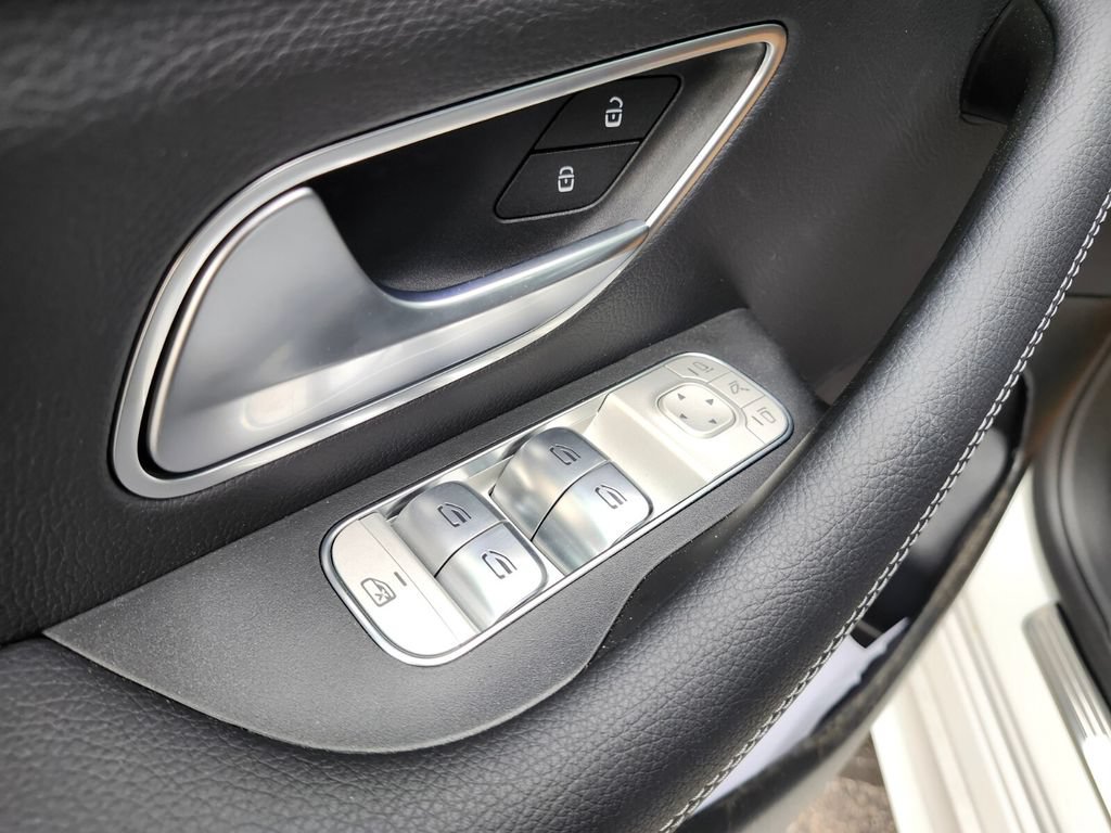 New 2026 Mercedes-Benz GLE 450 4MATIC image 17