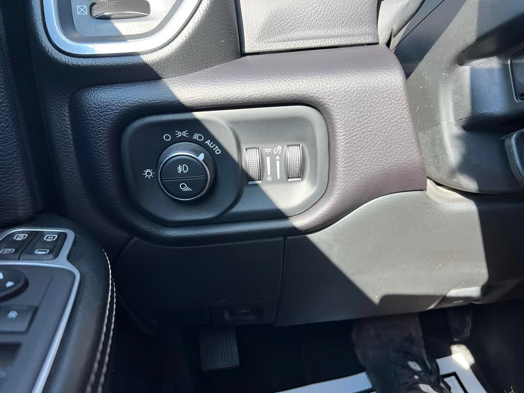 Used 2024 RAM 3500 Laramie AWD/4WD image 50