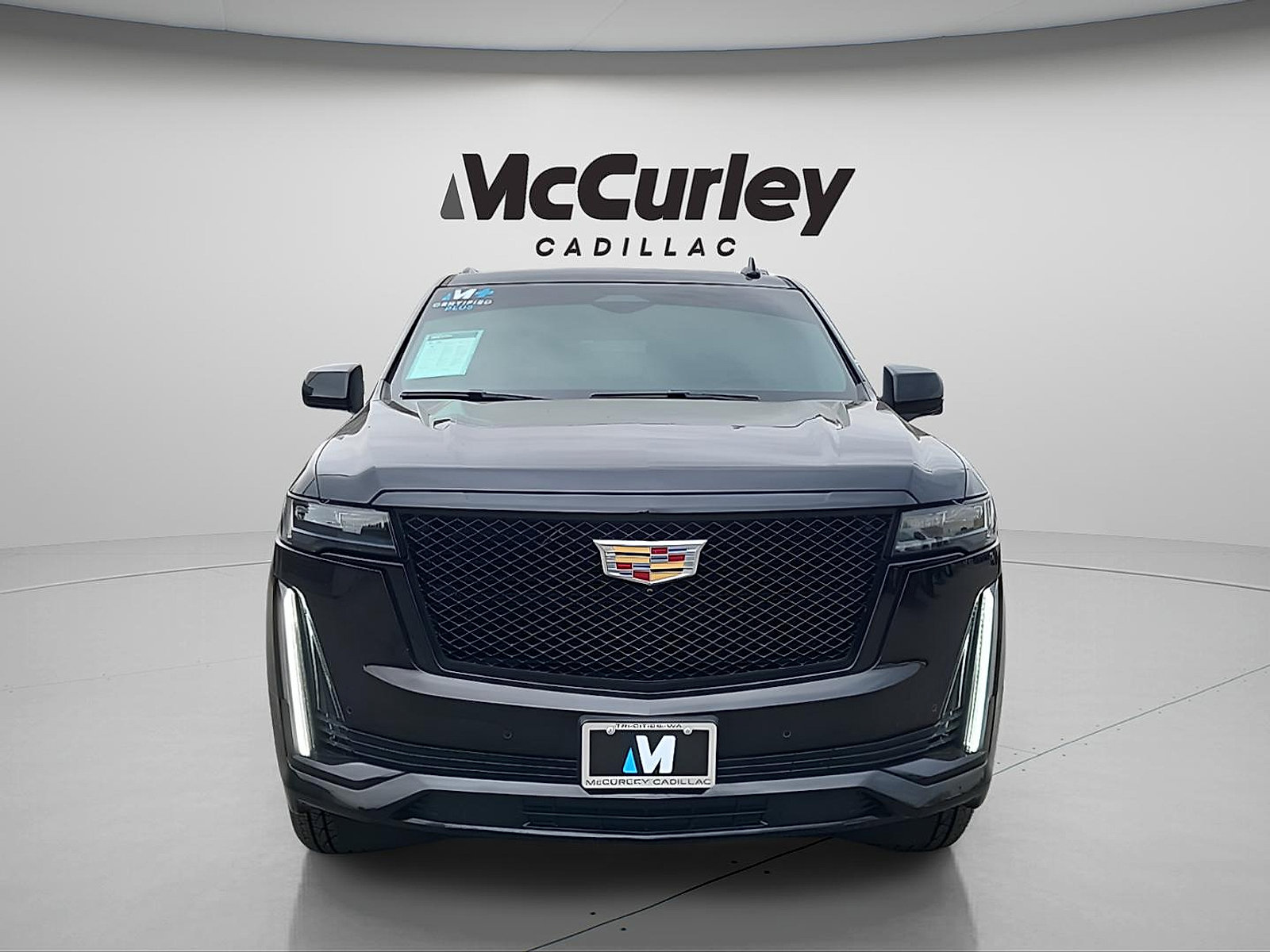 Used 2021 Cadillac Escalade Sport w/ Driver Assist Tech Package AWD/4WD image 2