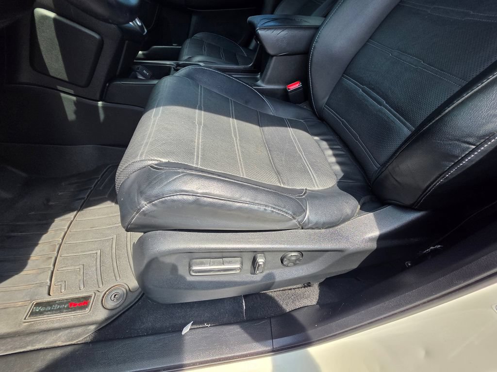 Used 2017 Honda CR-V EX-L image 16
