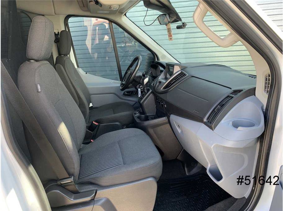 Used 2018 Ford Transit 150 XLT image 27