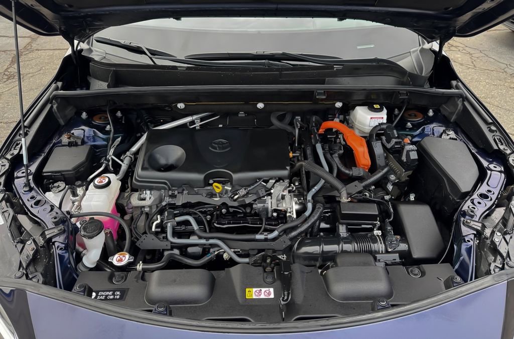 Used 2022 Toyota Venza Limited image 34