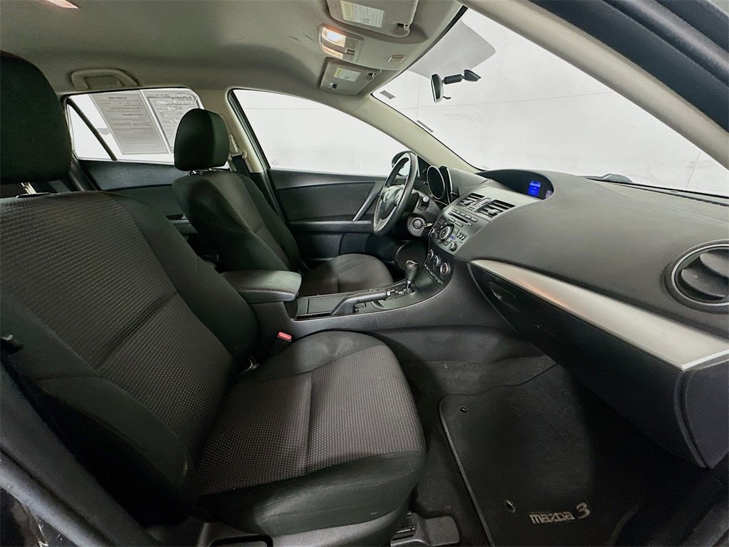 Used 2013 MAZDA MAZDA3 i Touring image 24