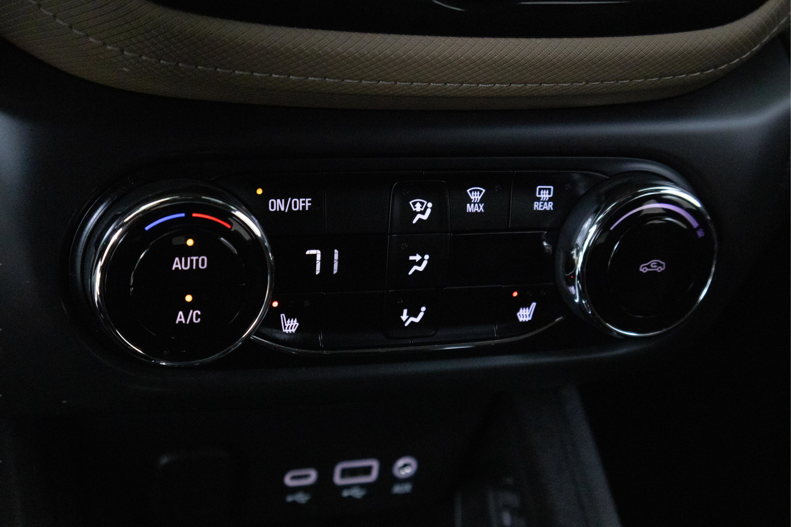 Used 2021 Chevrolet TrailBlazer ACTIV w/ Convenience Package FWD image 14