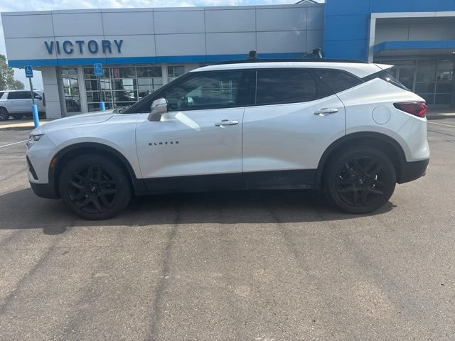 Used 2021 Chevrolet Blazer LT AWD/4WD image 2