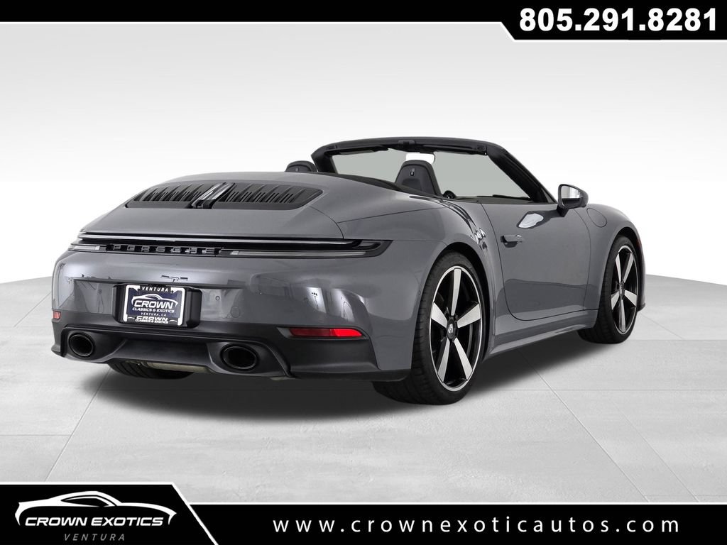 Used 2025 Porsche 911 Carrera w/ Premium Package RWD image 13