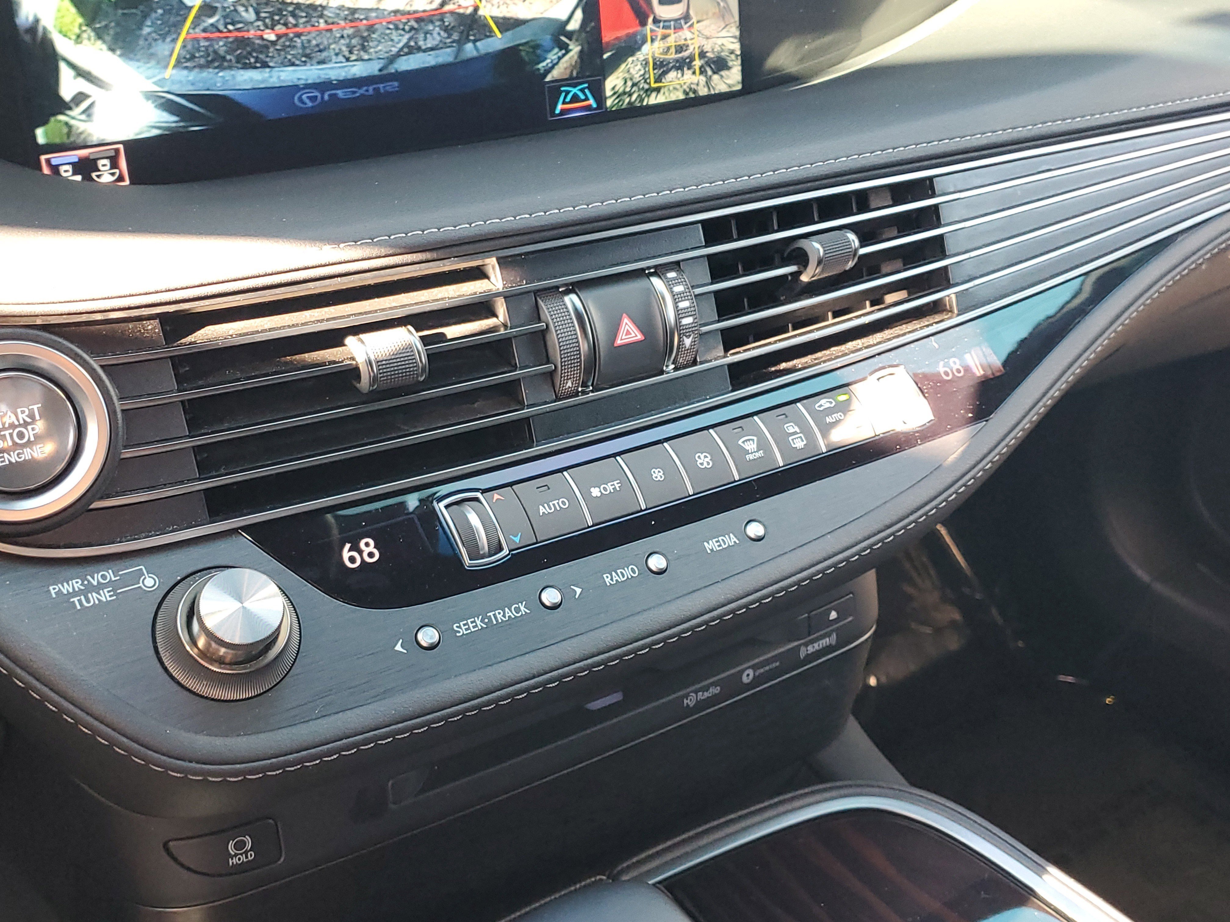 Used 2020 Lexus LS 500 image 29