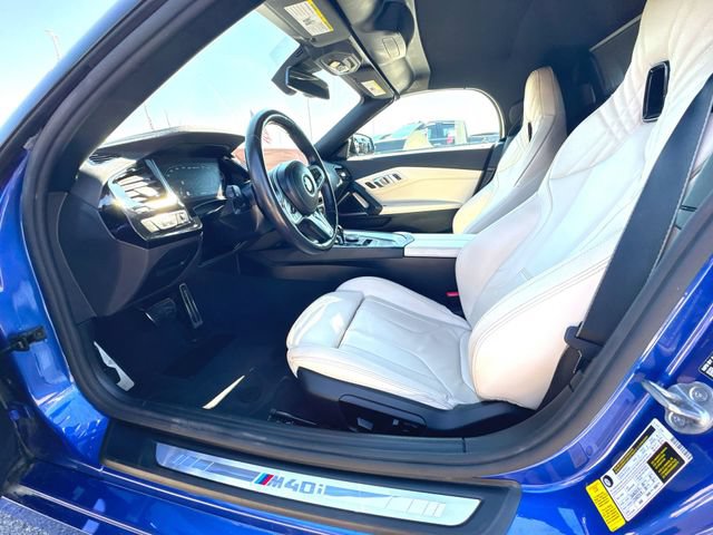 Used 2024 BMW Z4 M40i w/ Premium Package RWD image 10