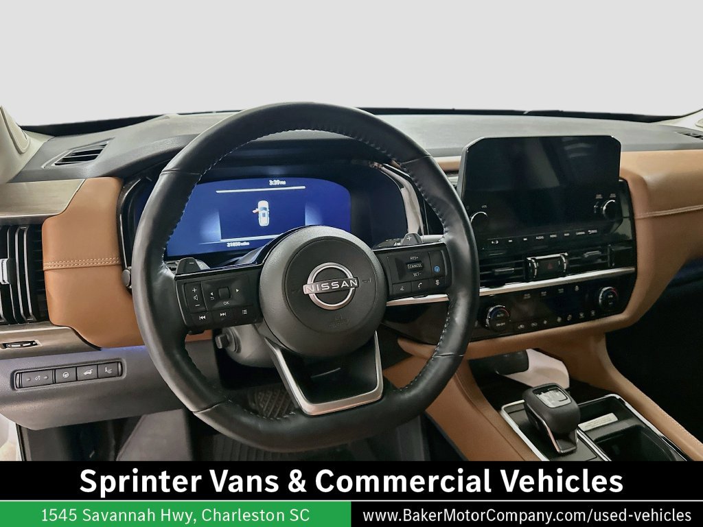 Used 2023 Nissan Pathfinder Platinum AWD/4WD image 4