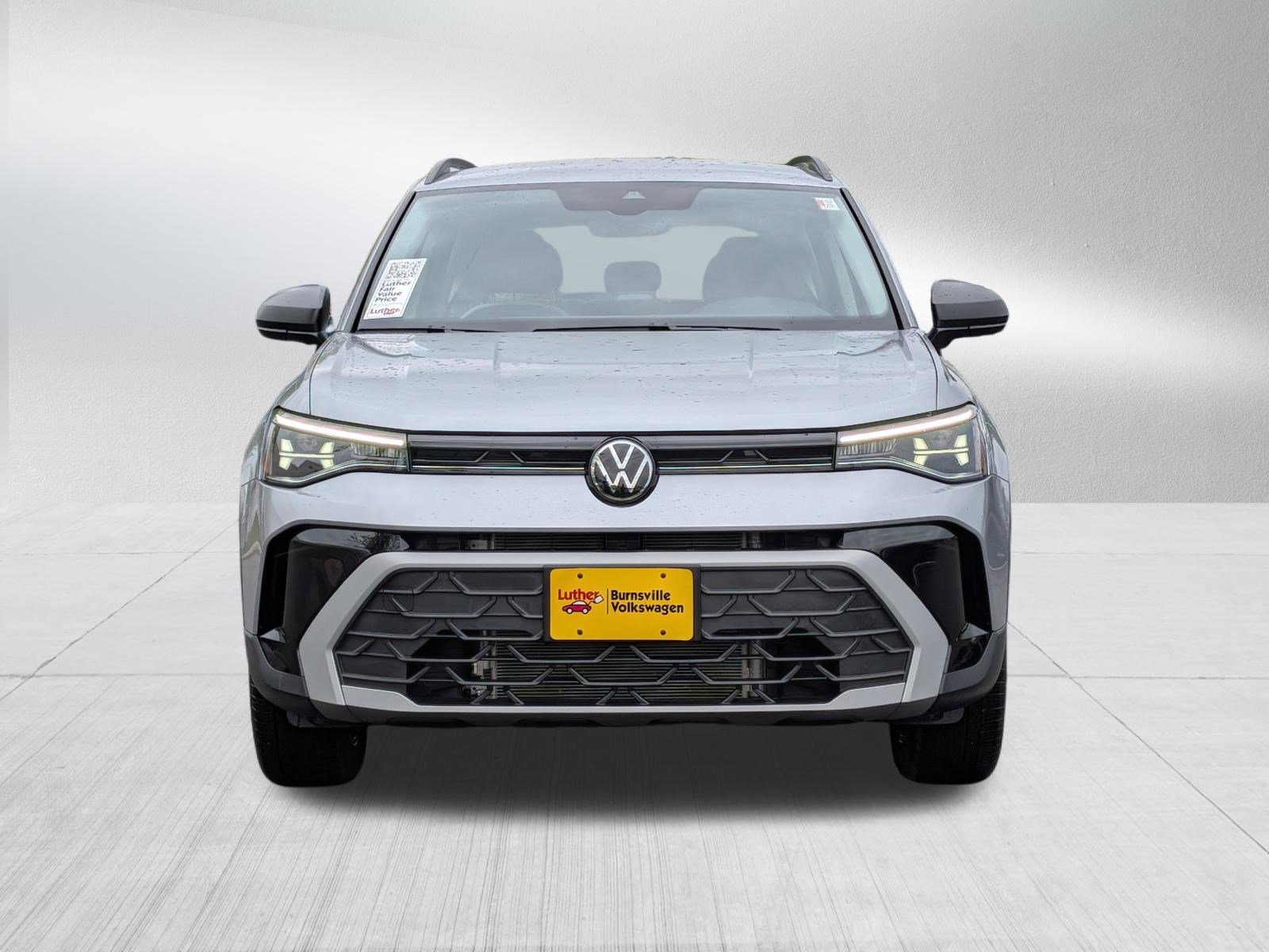 Used 2025 Volkswagen Taos S AWD/4WD video 2