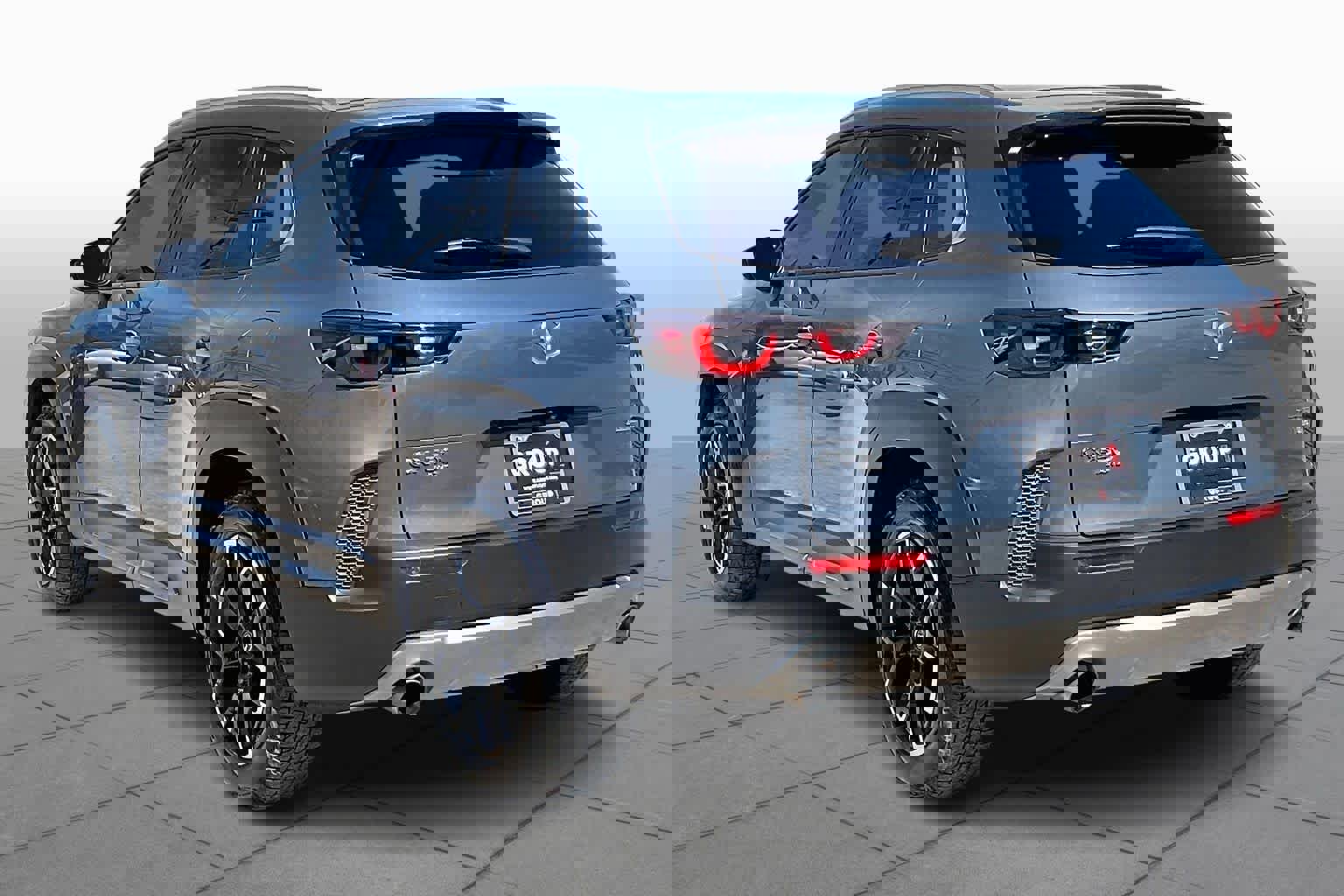 Used 2024 MAZDA CX-50 Meridian Edition w/ Cargo Package image 11