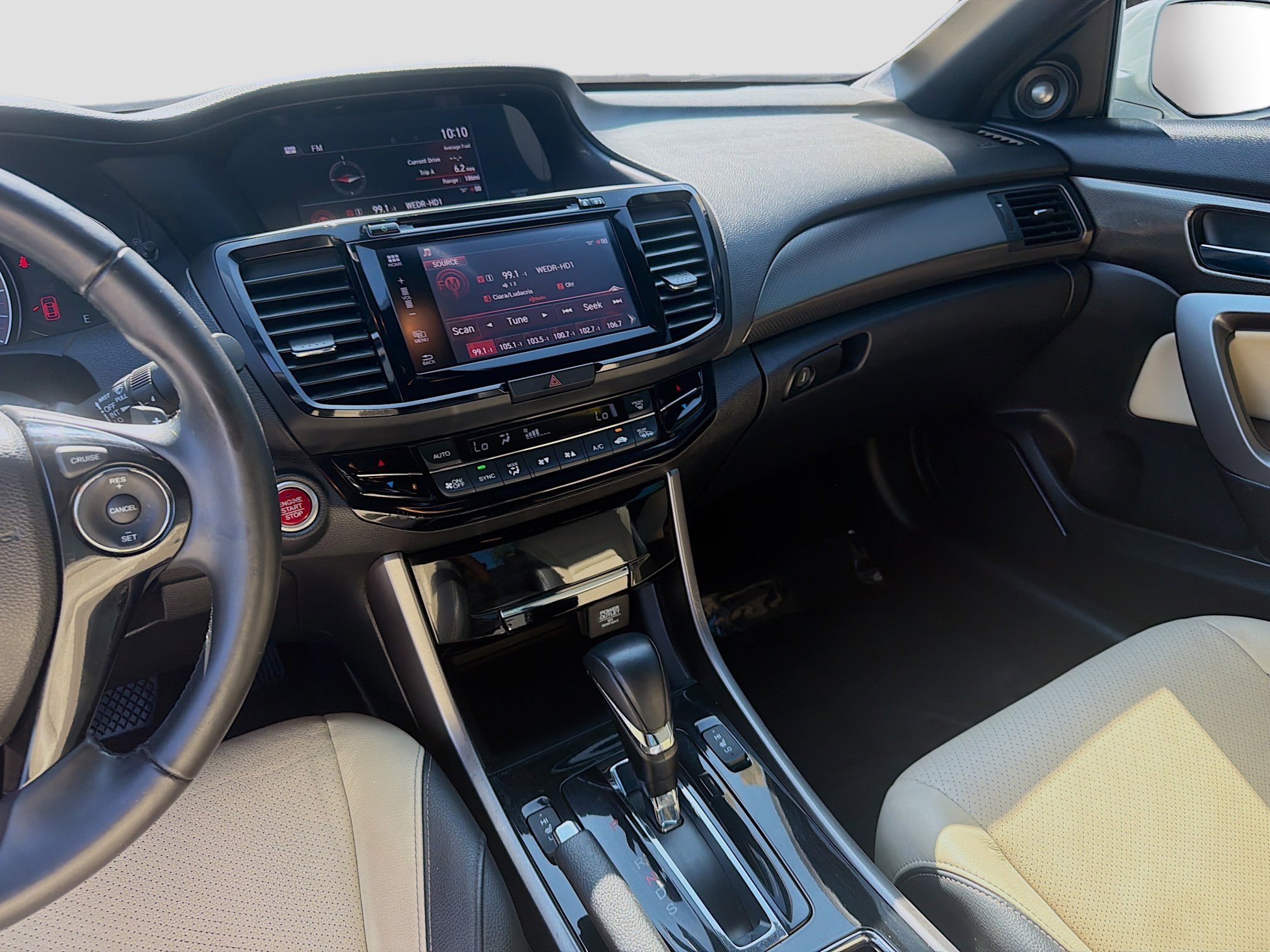 Used 2017 Honda Accord EX-L image 22