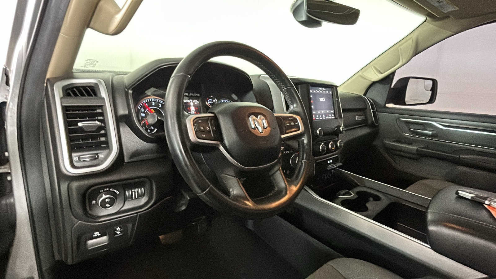 Used 2019 RAM 1500 Big Horn RWD image 17