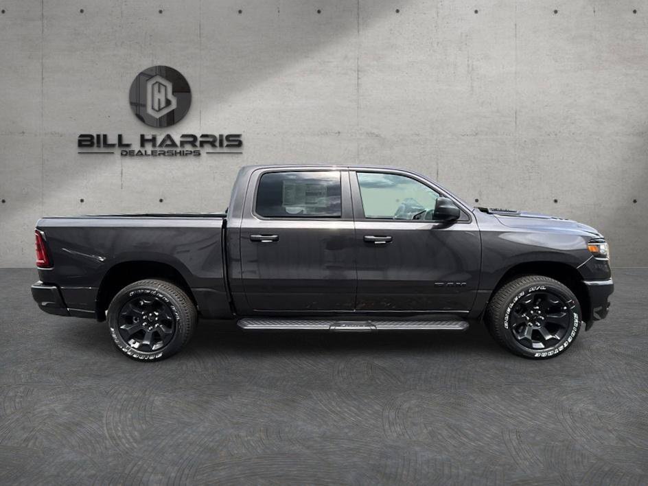 New 2026 RAM 1500 Express AWD/4WD image 4