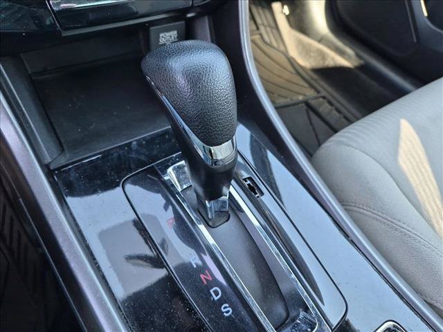 Used 2016 Honda Accord EX image 10