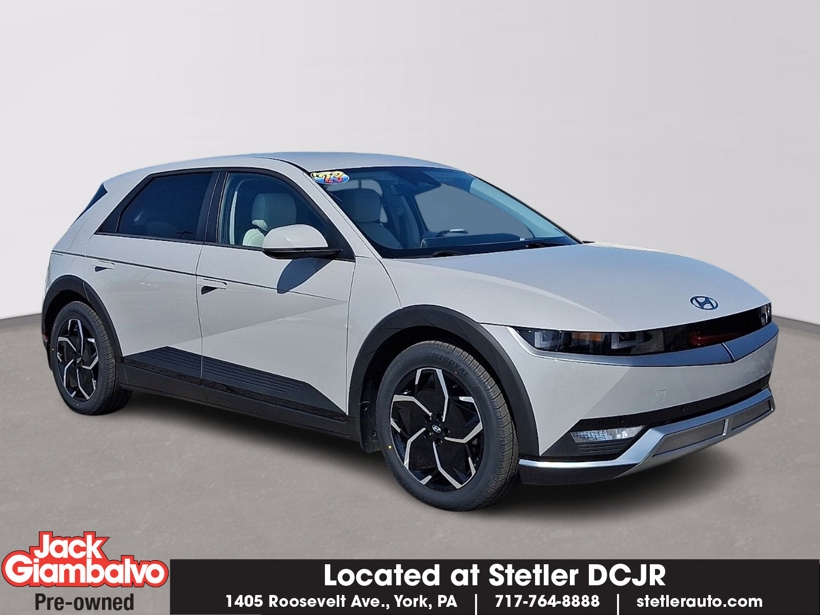 Used 2023 Hyundai Ioniq 5 SEL image 1