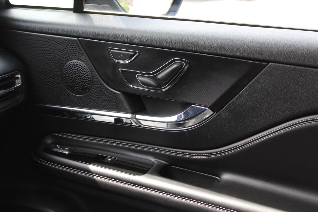 Used 2019 Cadillac XT4 Sport AWD/4WD image 19
