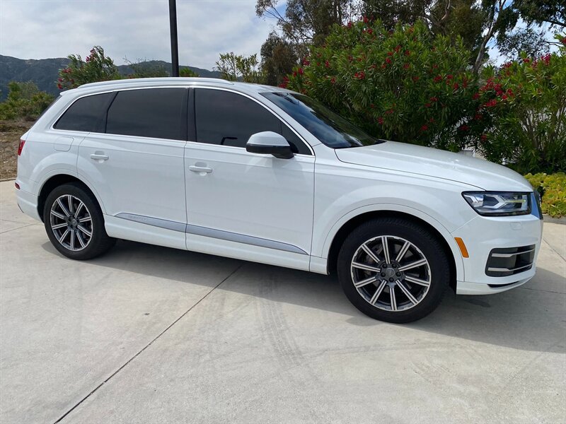 Used 2017 Audi Q7 3.0T Premium Plus image 4