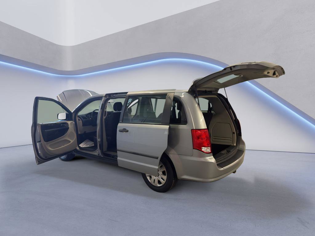 Used 2014 Dodge Grand Caravan American Value Package FWD image 11