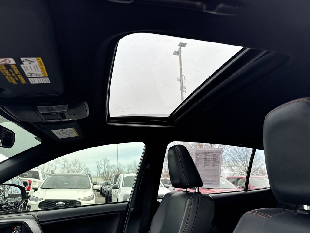 Used 2017 Toyota RAV4 SE w/ Advanced Technology Package image 20