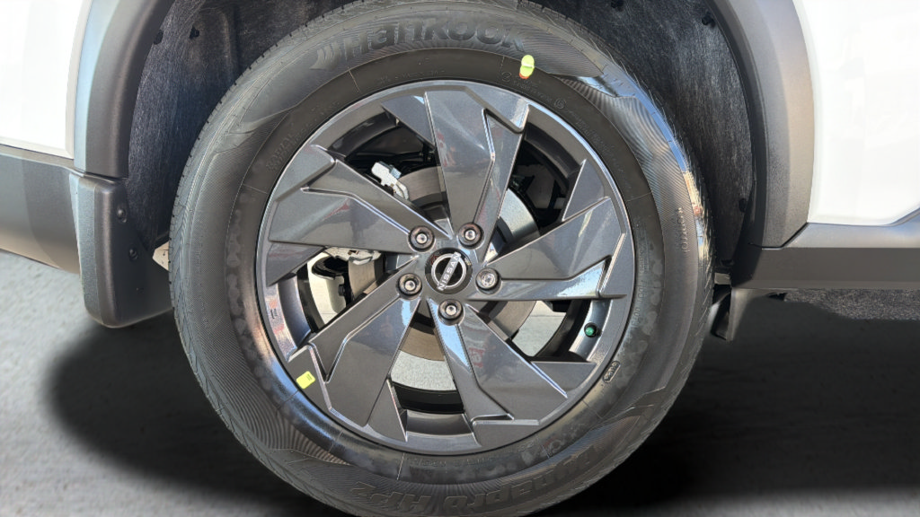 New 2026 Nissan Rogue SV AWD/4WD image 13