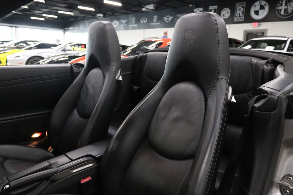 Used 2006 Porsche 911 Carrera 4S image 18