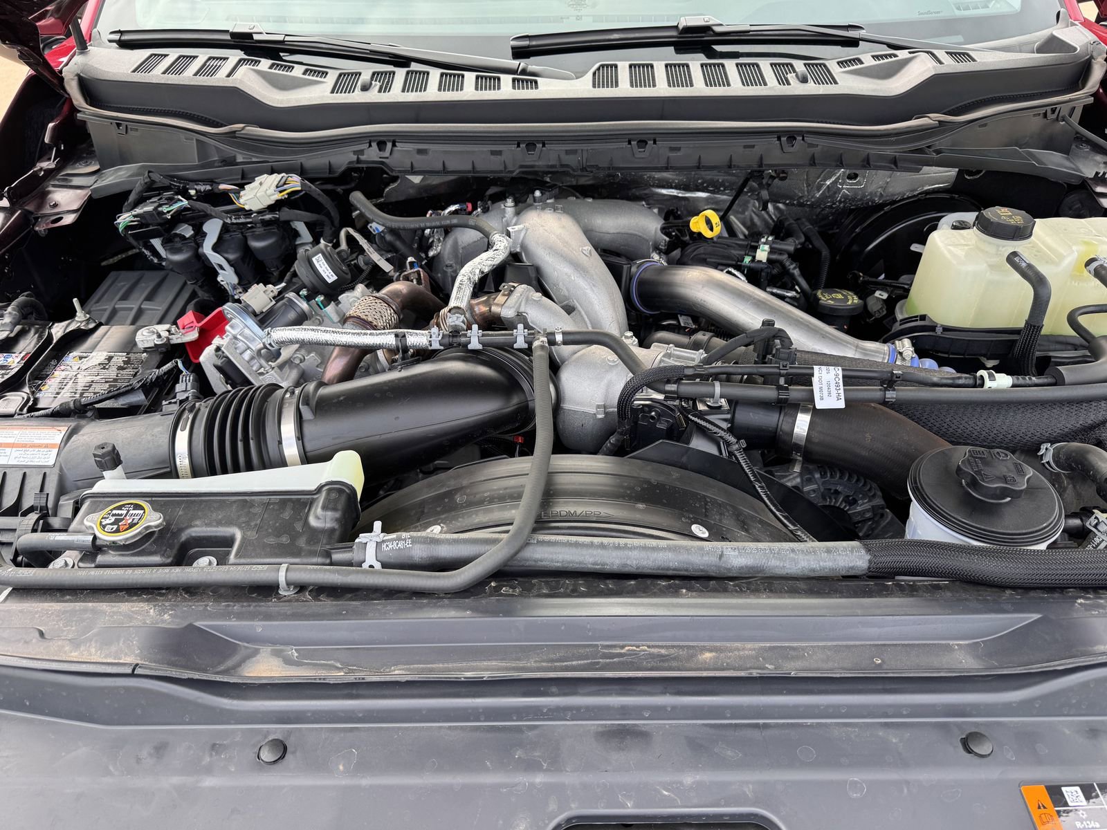 Used 2025 Ford F250 Lariat w/ Lariat Ultimate Package image 32