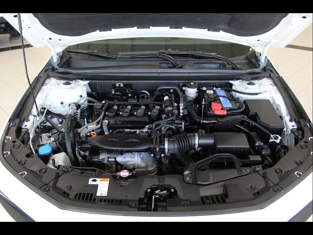 Certified 2025 Honda Accord SE image 31