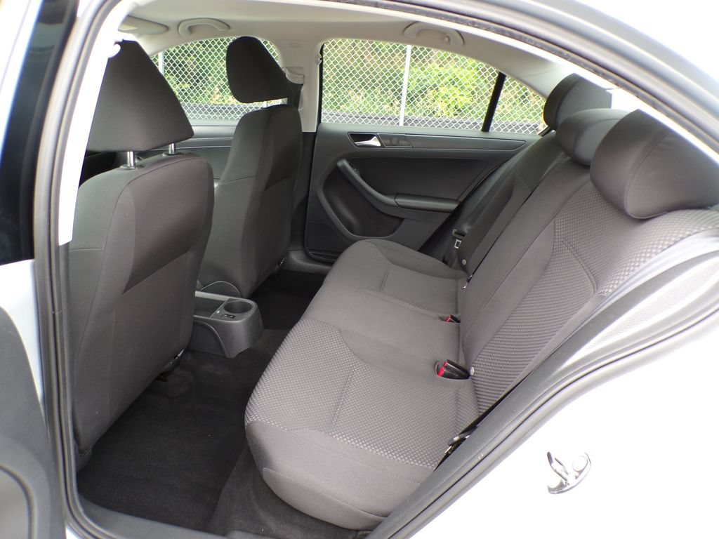 Used 2013 Volkswagen Jetta Sedan FWD image 17
