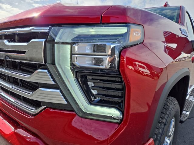 New 2026 Chevrolet Silverado 3500 High Country w/ Technology Package AWD/4WD image 6